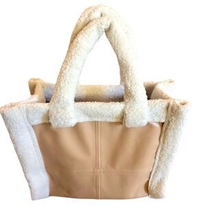 *NWOT* Pink Lily - Women's‎ Sherpa Hand Bag Purse Tote